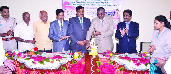 ಹಕ್ಕು, ಕರ್ತವ್ಯ ಒಂದೇ ನಾಣ್ಯದ ಎರಡು ಮುಖಗಳು: ನ್ಯಾ. ದೇವೇಂದ್ರನ್